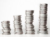 Quatre piles de pièces de monnaie