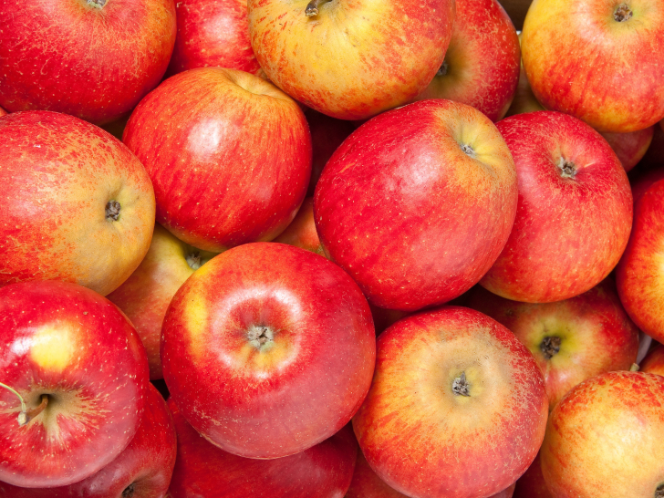 La pomme : un fruit coupe-faim bon pour la santé