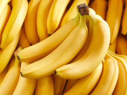Plusieurs régimes de bananes