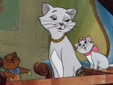 Duchesse et ses enfants dans « Les Aristochats »