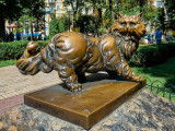 La statue du chat Panteleimon &agrave; Kiev (Ukraine)