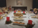 Un repas de Noël entre chiens et chats