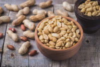 Un bol de cacahuère