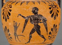 Un homme jouant avec un chat sur une amphore étrusque datant d'environ 490 avant J.-C