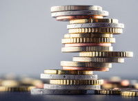 Une pile de pièces de monnaie