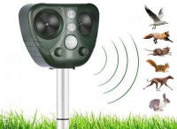 Un dispositif ultrasonique repoussant plusieurs types d'animaux
